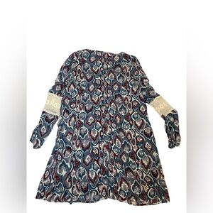 Elegant Women's Patterned Dress in Blue and Red